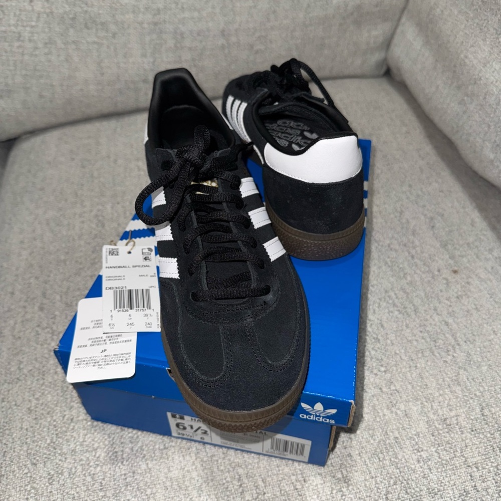 Adidas Classic Black handball spezial sneakers - Picture 9 of 11
